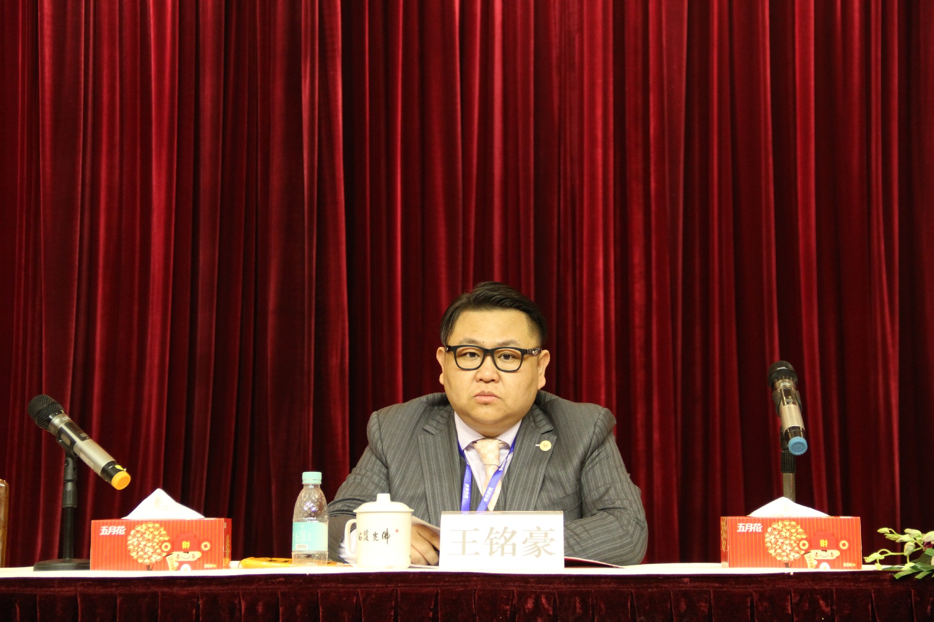 1740982315688668.jpg 1740982315688668.jpg